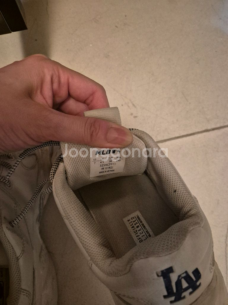 MLB 데이저스 로고 운동화 240--2