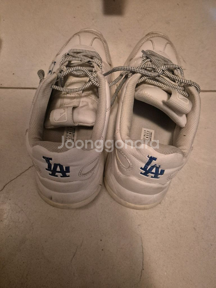MLB 데이저스 로고 운동화 240--3