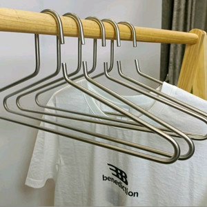 역대 가장 두꺼운 304통스텐 일체형 옷걸이 10개