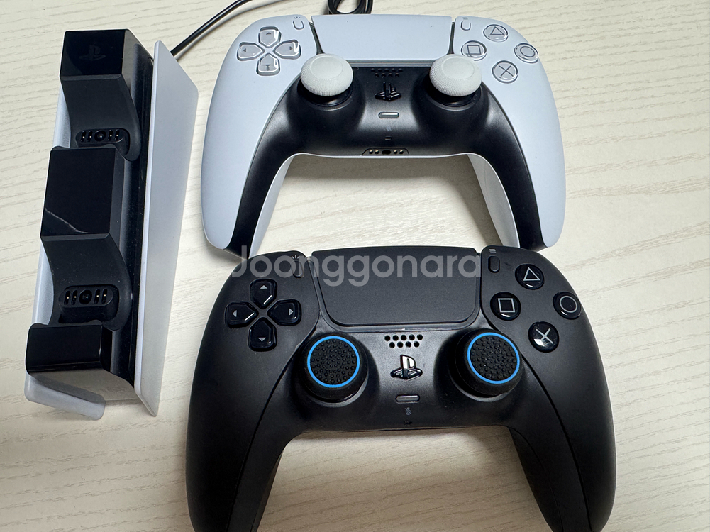 ps5pro+추가듀얼센스+정품 충전기--2