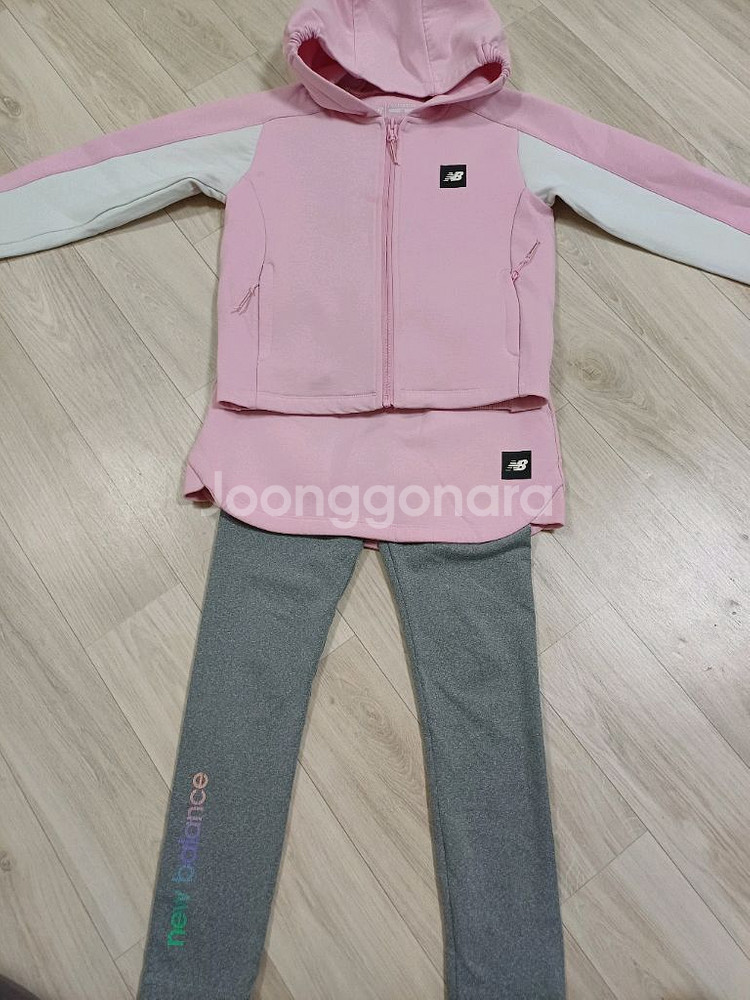 여아옷(뉴발란스 키즈 후드 집업 세트130)--0