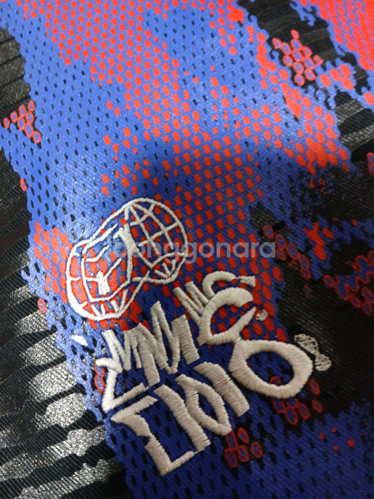 LMC 레이커스 콜라보 긴팔티 .100--0