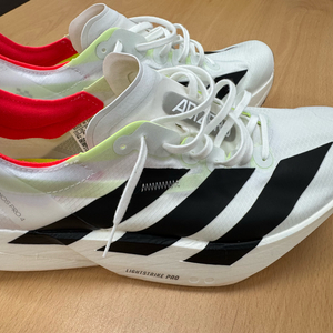 아디다스 아디제로 아디오스 프로4 러닝화 팝니다