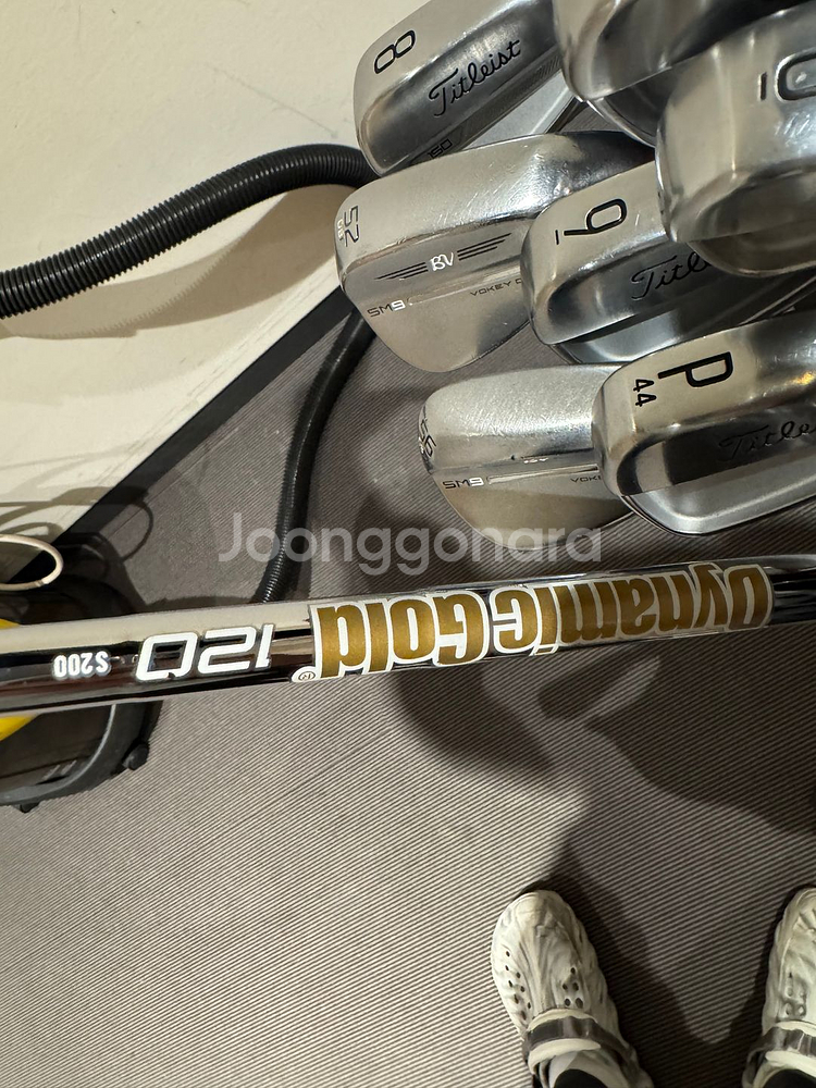 타이틀리스트 t150 5-48(3세대), tsr2 드라이버, 보키 sm9 웨지(52, 56)팝니다--3