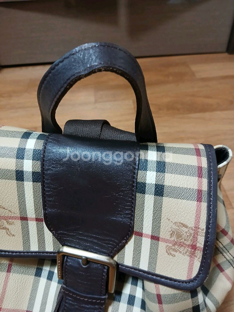 버버리 체크 패턴 숄더백--3