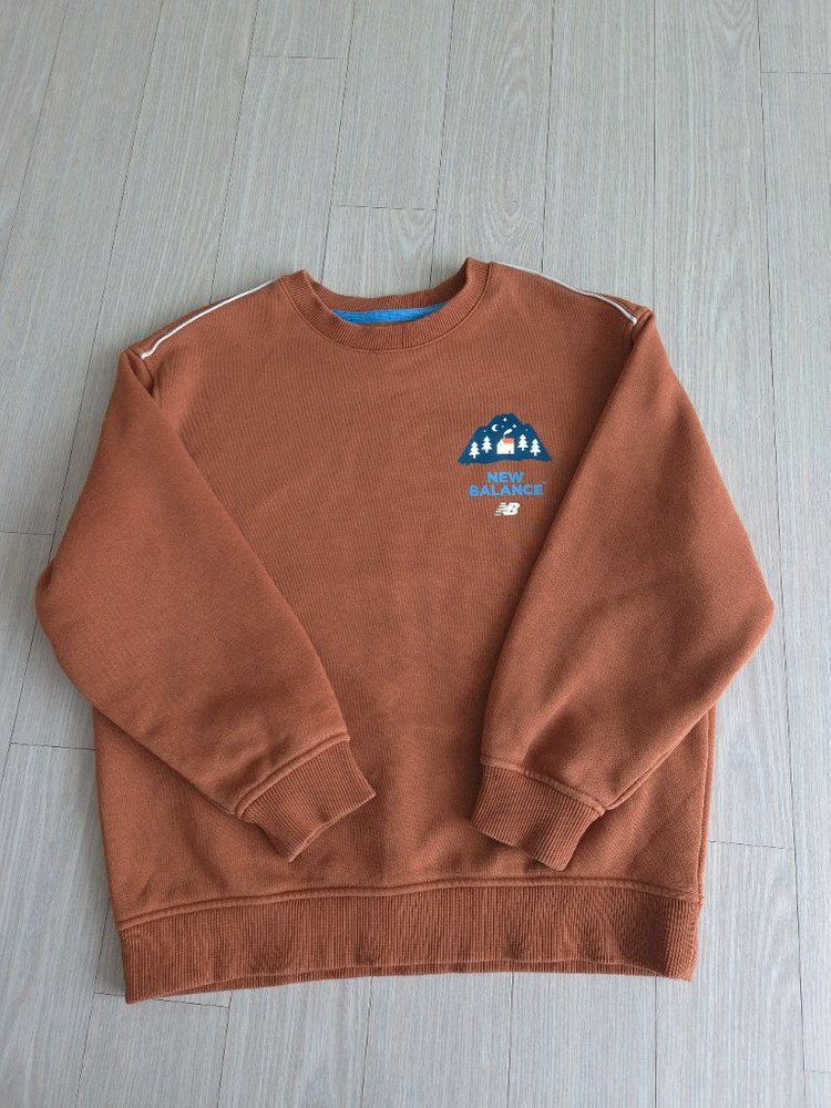 뉴발란스키즈 기모맨투맨티셔츠 140사이즈--0