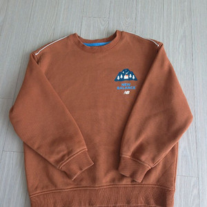 뉴발란스키즈 기모맨투맨티셔츠 140사이즈