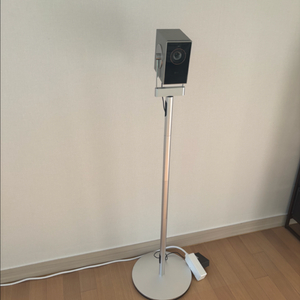 LG 시네빔 큐브 빔프로젝터 및 스탠드