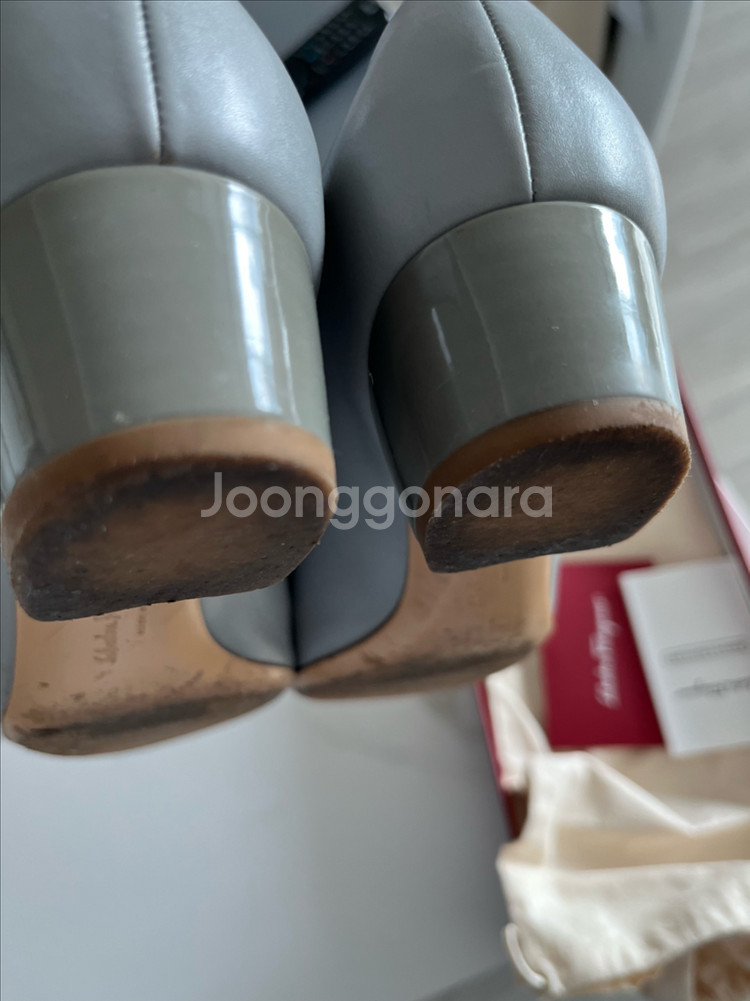 페레가모 바라 여성구두--2