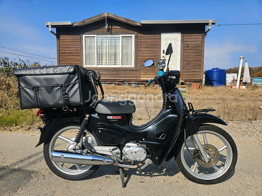 혼다슈퍼커브/23년식/5만키로/130만원/배달블박세팅--1