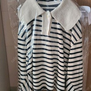 시스템 니트 티셔츠