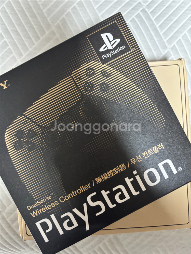 플레이스테이션5 30주년 듀얼 센스 + 커버--1