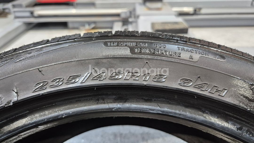 중고 타이어 235 45 18 넥센 엔프리즈 AH8 2354518--4