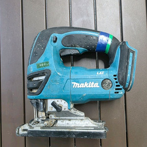 마끼다 충전 직쏘 BJV180 18v