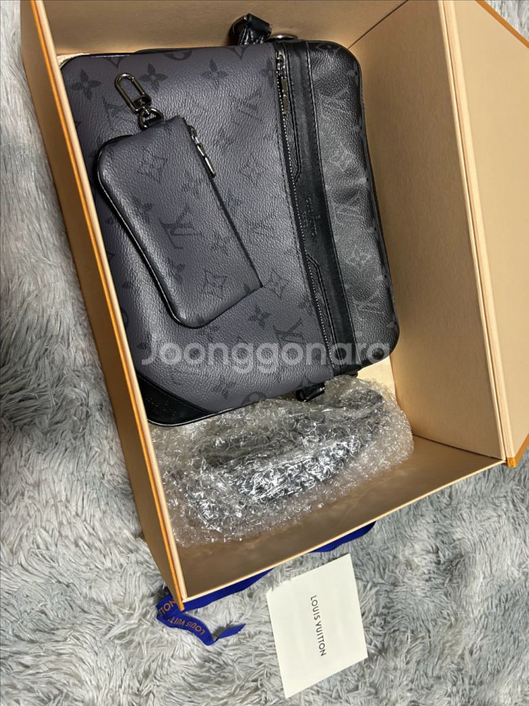 [리뉴얼/풀구성] 루이비통 트리오 메신저백--0