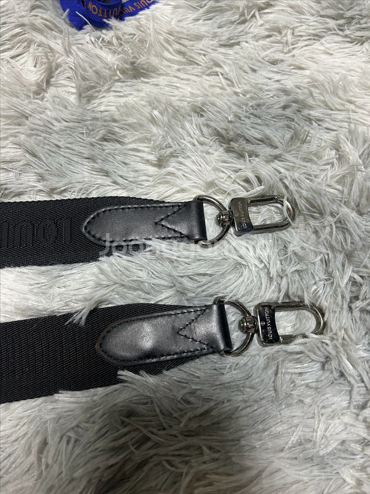 [리뉴얼/풀구성] 루이비통 트리오 메신저백--9