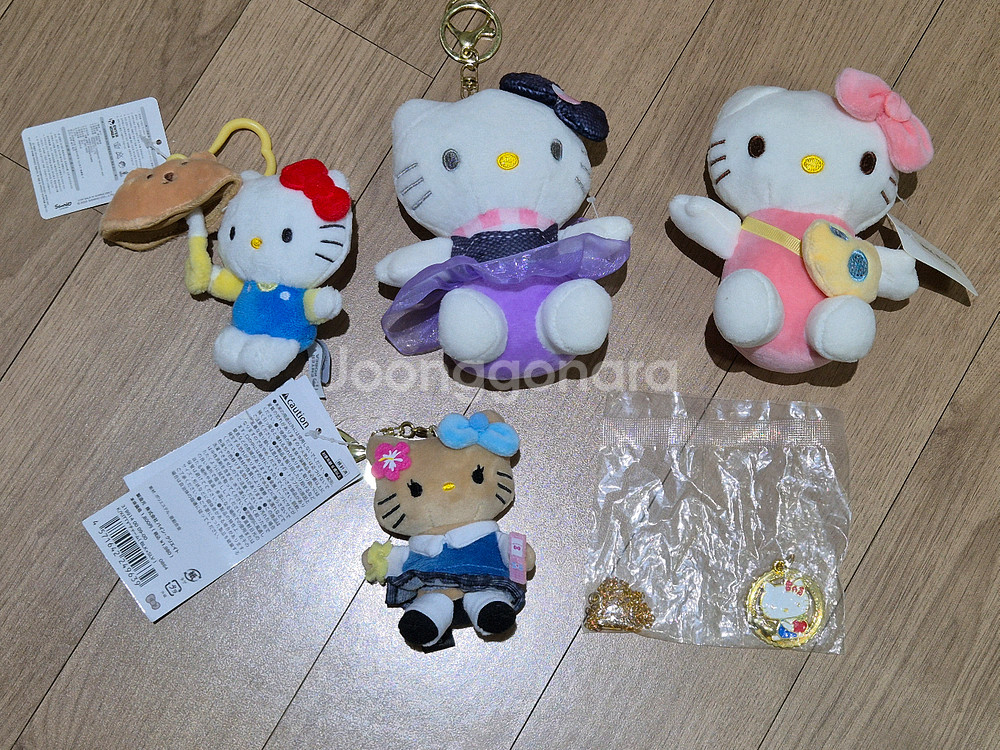 배.포)무조건 3개 9천원 헬로키티굿즈--0