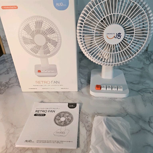 새상품- ALIO 레트로 무선 탁상용 선풍기