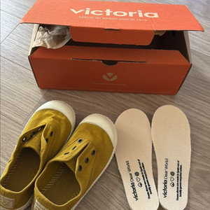 빅토리아 아동 운동화 27, 인솔 새것 이미지