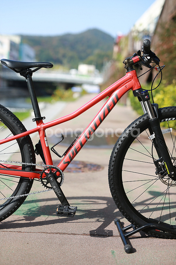 *52만원*22년 스페셜라이즈드 락하퍼 콤프 XS 27.5인치--4