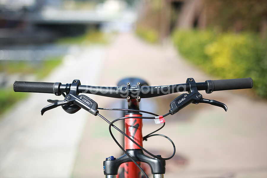 *52만원*22년 스페셜라이즈드 락하퍼 콤프 XS 27.5인치--8