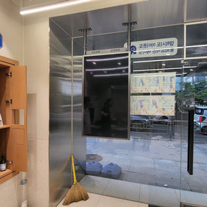 삼성 55인치 LED 모니터 QM55N-DS 양면 모니터.did 창문모니터 이미지