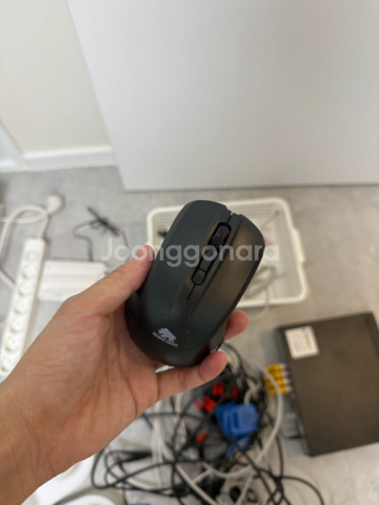 다화cctv 무인매장용 카메라8대 모니터1대 마우스 1대--7