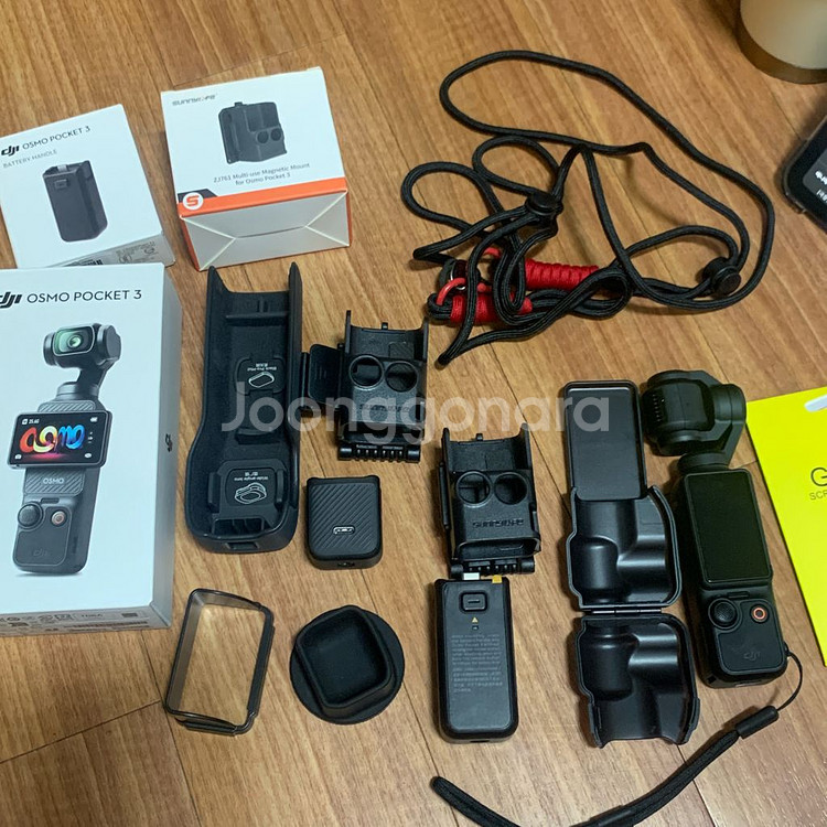 DJI 오즈모 포켓 3 + 배터리 핸들 + 악세--0