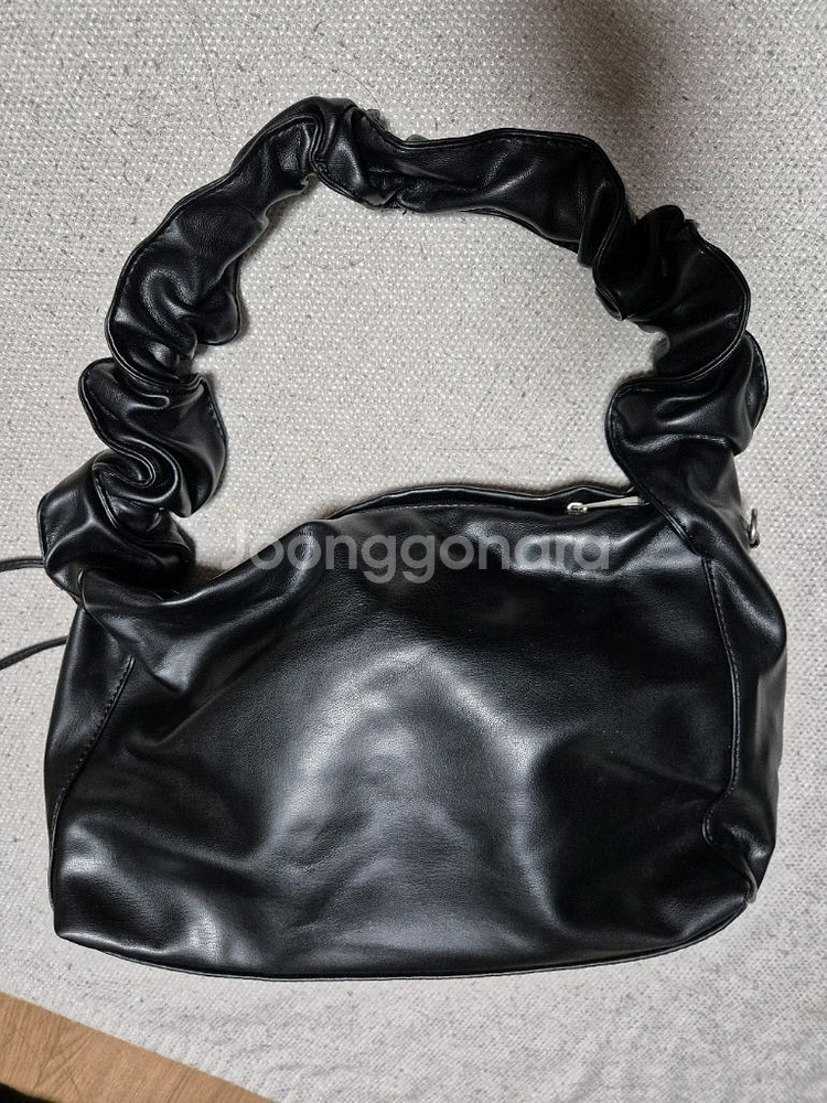 블랙 셔링 호보백 여성가방 숄더백--0