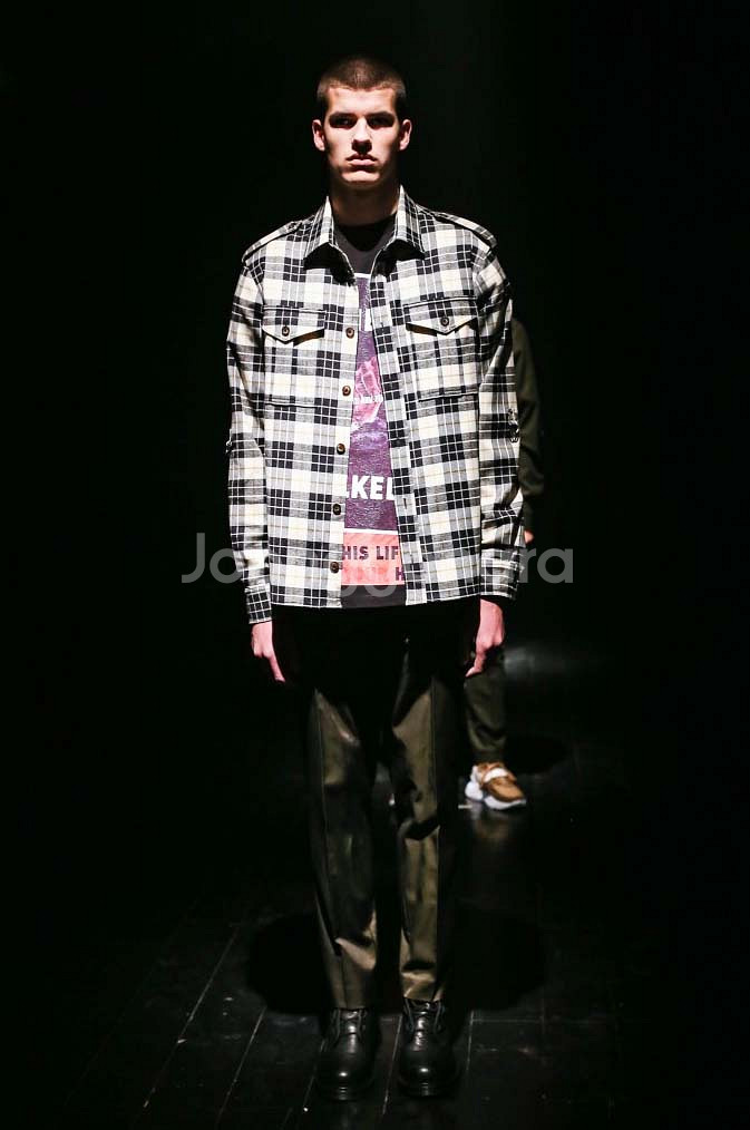 IH NOM UH NIT Jesus Check Shirt--2