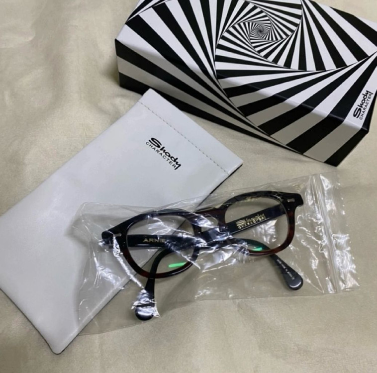 쉐이디캐릭터 아르니 패치워크 안경--0