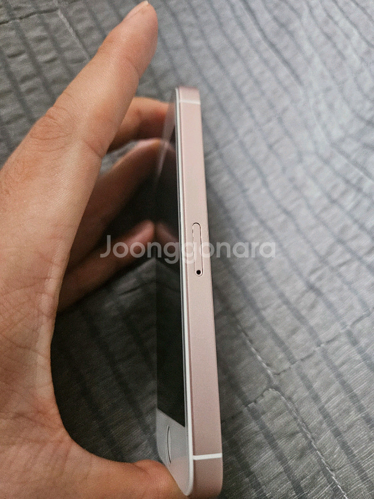 [새상품급/순정] 아이폰se1 로즈골드 128g 무음카메라 배터리100--2