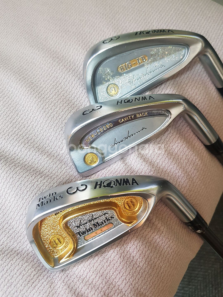 정품 혼마 2스타 3번아이언 A급 몇가지 판매해요--0
