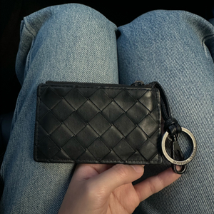 보테가 인트레치아토 키링 카드지갑 블랙