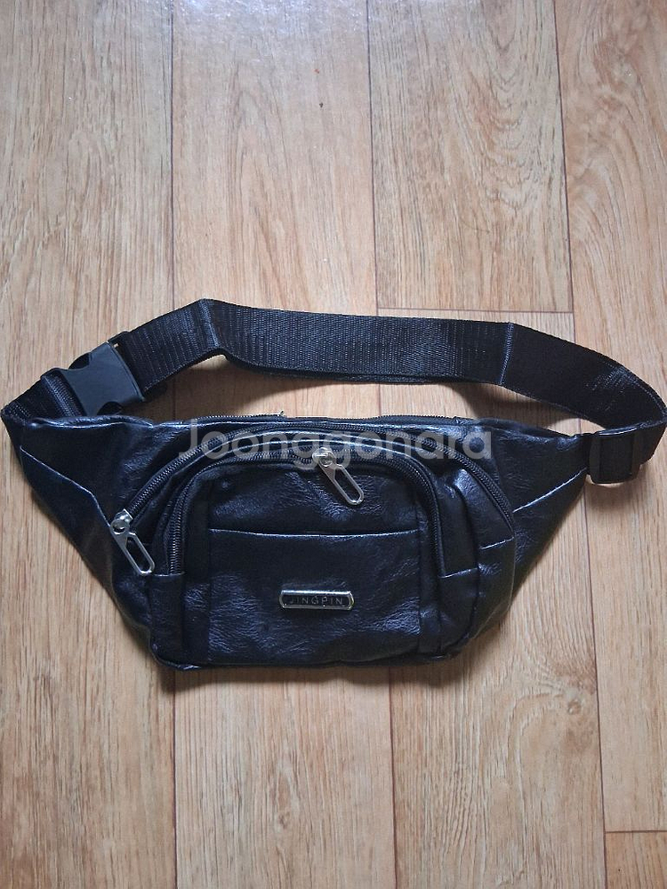 패션 가죽 크로스백/힙색.블랙0572 남여.공용.사진 참고하세요. 사진 그대로예요--0