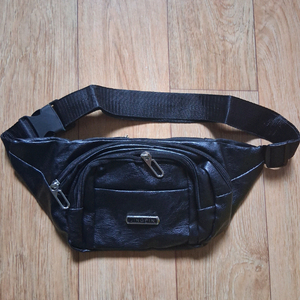 패션 가죽 크로스백/힙색.블랙0572 남여.공용.사진 참고하세요. 사진 그대로예요