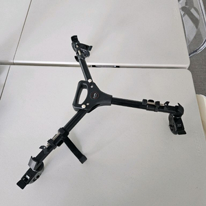 스몰리그 삼각대 달리