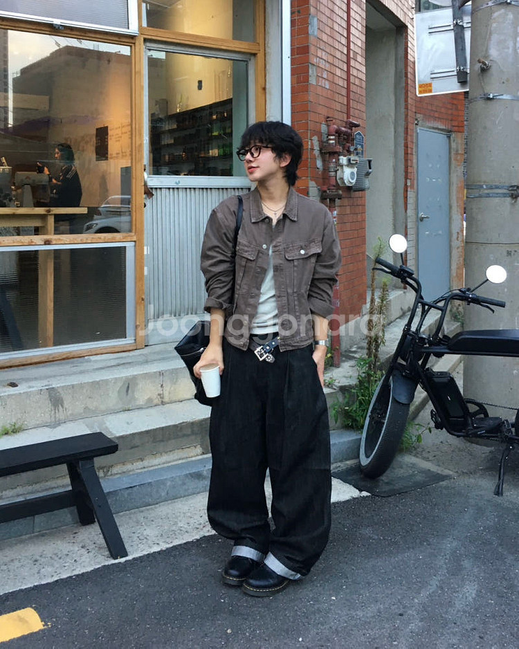 단 스튜디오 트레일 생지 데님 팬츠--1