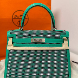 에르메스 켈리백 28 (Quadrille Canvas & Menthe Swift, Palladium H/W)