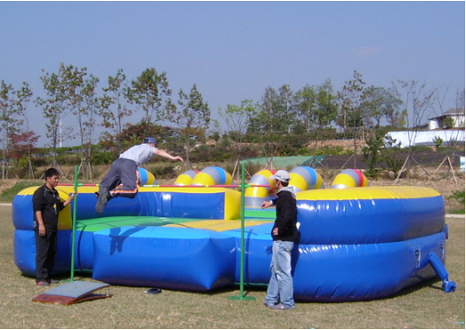 대형 에어바운스 높이뛰기--0