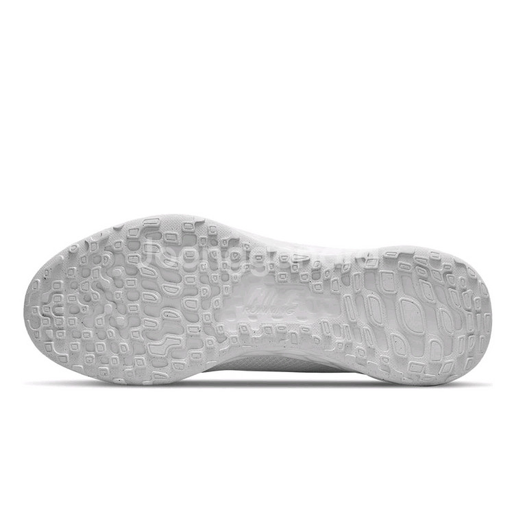 나이키운동화 레볼루션6 NN 남자 270,275 새상품--7