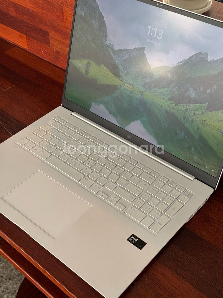 LG 그램 프로 17 노트북--1