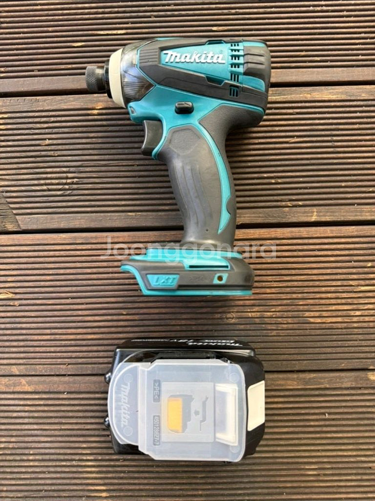 마끼다 DTD146 임팩 드라이버--1