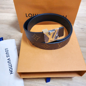 루이비통 리버서블 벨트 75사이즈