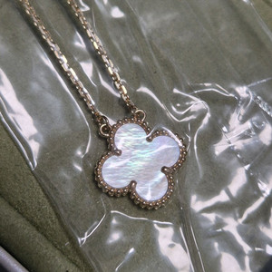 (25년 풀셋) 반클리프 빈티지 마더오브펄 목걸이