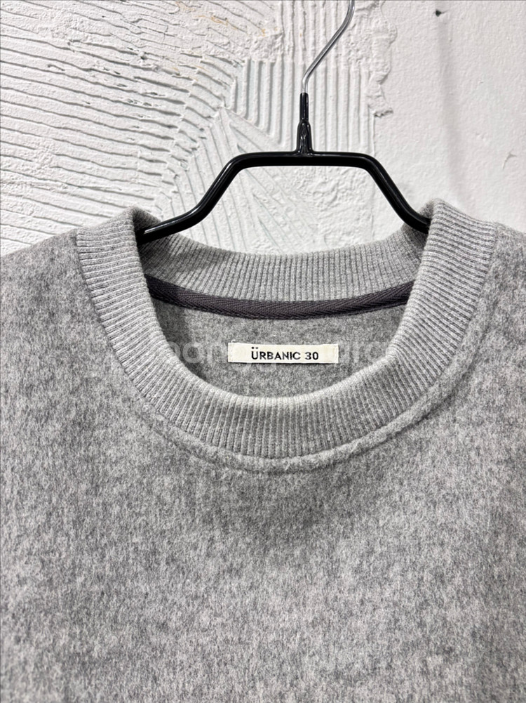 얼바닉 그레이 울맨투맨--1