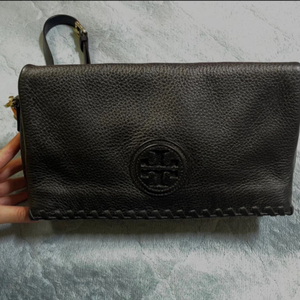 토리버치 마리온 폴드오버 메신저백 블랙 클러치겸 크로스백