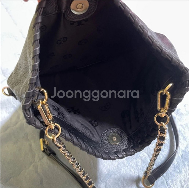 토리버치 마리온 폴드오버 메신저백 블랙 클러치겸 크로스백--4