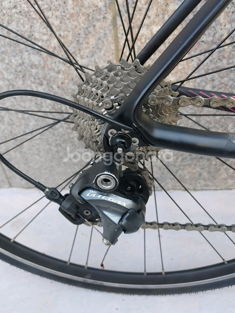 상태 좋은 16년 메리다 스컬트라5000 풀 울테그라 카본 로드자전거 XS사이즈 팔아요.--4