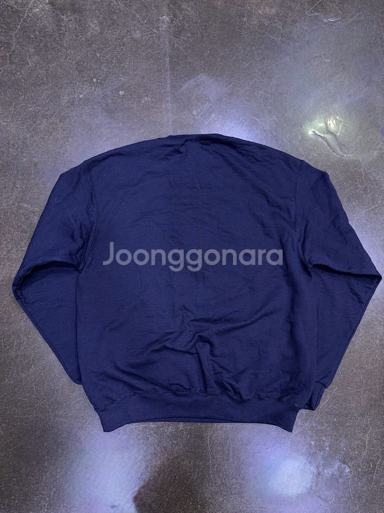 챔피온 하버드 대학교 패치 자수 맨투맨 스웻셔츠 네이비 L--1